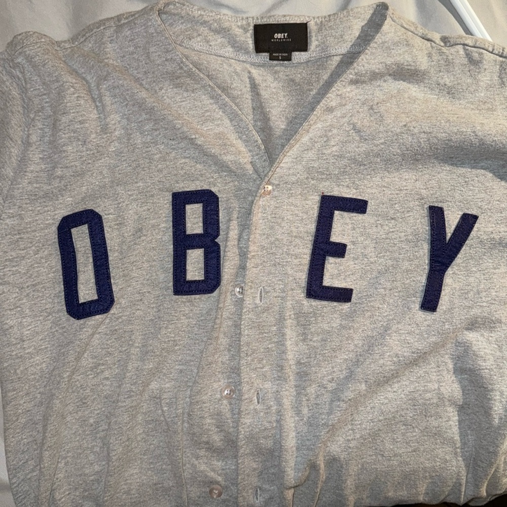 OBEY - baseball jersey